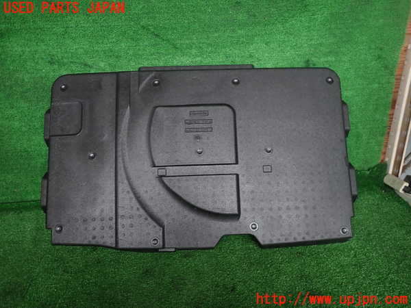2UPJ-9232827772]ベンツ C180 ステーションワゴン(204249)(S204)ラゲッジトレイ2 中古_2