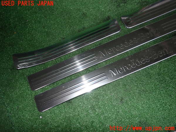 2UPJ-9232827740]ベンツ C180 ステーションワゴン(204249)(S204)スカッフプレート 中古_3