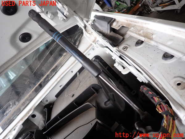 2UPJ-9232831068]BMW アクティブハイブリッド5 F10(AH5)(FZ35)ボンネットダンパー 中古_2