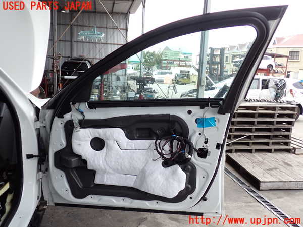 2UPJ-9232831230]BMW アクティブハイブリッド5 F10(AH5)(FZ35)右前ドア 中古 AGC M62 43R-00050_4