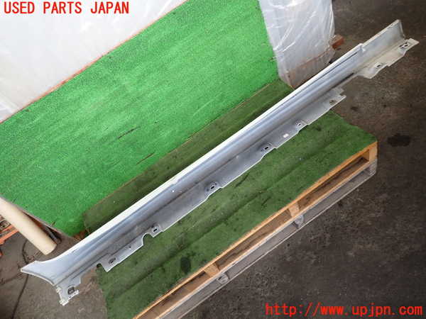 2UPJ-9232831390]BMW アクティブハイブリッド5 F10(AH5)(FZ35)右サイドステップ 中古_4