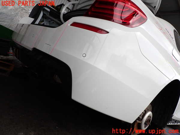 2UPJ-9232831610]BMW アクティブハイブリッド5 F10(AH5)(FZ35)リアバンパー 中古_2