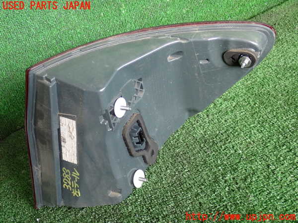 2UPJ-9232831536]BMW アクティブハイブリッド5 F10(AH5)(FZ35)左テールランプ 中古_2