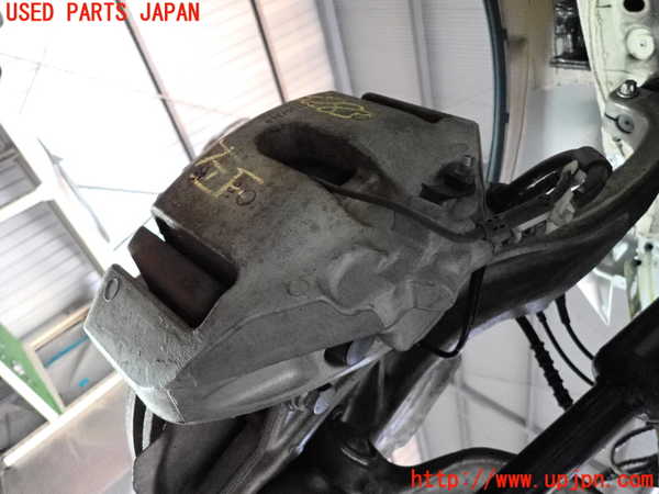 2UPJ-9232834085]BMW アクティブハイブリッド5 F10(AH5)(FZ35)左フロントキャリパー 中古_2