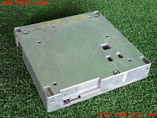2UPJ-9232836660]BMW アクティブハイブリッド5 F10(AH5)(FZ35)TVチューナー 中古_2