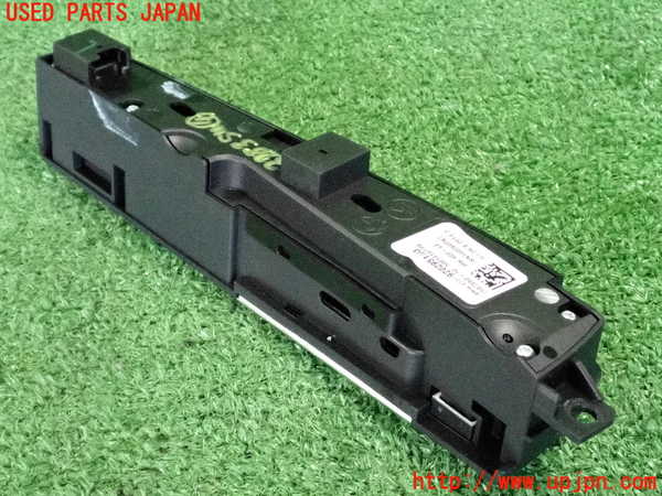 2UPJ-9232836309]BMW アクティブハイブリッド5 F10(AH5)(FZ35)スイッチ4(パーキングソナー 横滑り防止OFF 走行モード) 中古_2