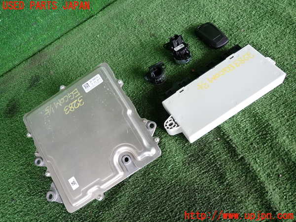 2UPJ-9232836110]BMW アクティブハイブリッド5 F10(AH5)(FZ35)エンジンコンピューター 中古 DME_2