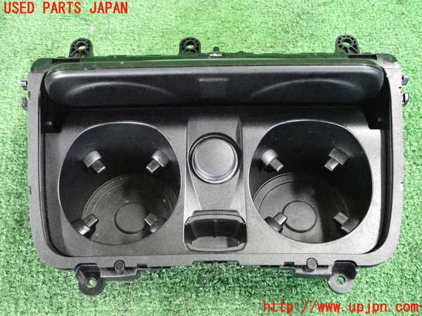 2UPJ-9232837810]BMW アクティブハイブリッド5 F10(AH5)(FZ35)ドリンクホルダー 中古_2