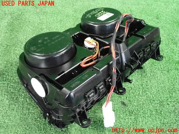 2UPJ-9232837810]BMW アクティブハイブリッド5 F10(AH5)(FZ35)ドリンクホルダー 中古_3