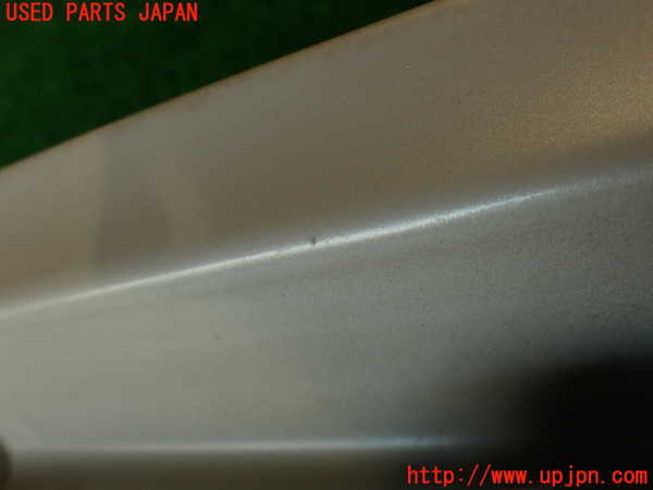 2UPJ-9232841140]クラウン 4ドア ハードトップ(GS131)右ヘッドライトリム 中古_3