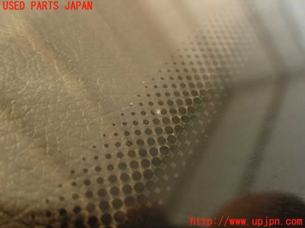 2UPJ-9232841195]クラウン 4ドア ハードトップ(GS131)フロントガラス 中古 NSG M4G1_2