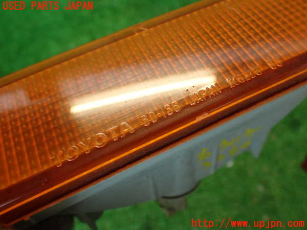 2UPJ-9232841160]クラウン 4ドア ハードトップ(GS131)右ウィンカーレンズ 中古_3
