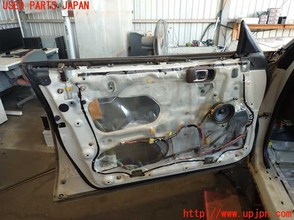 2UPJ-9232841260]クラウン 4ドア ハードトップ(GS131)左前ドア 中古 NSG M5G8 43R-00012_4