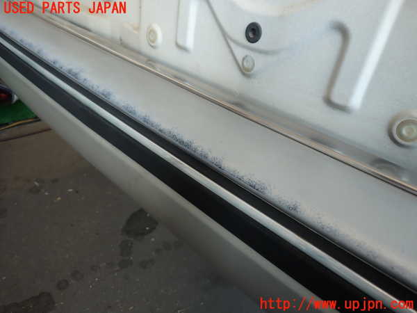 2UPJ-9232841610]クラウン 4ドア ハードトップ(GS131)リアバンパー 中古_4