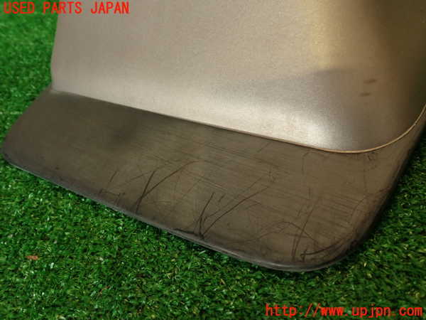 2UPJ-9232841454]クラウン 4ドア ハードトップ(GS131)右リアマッドガード(泥除け) 中古_2