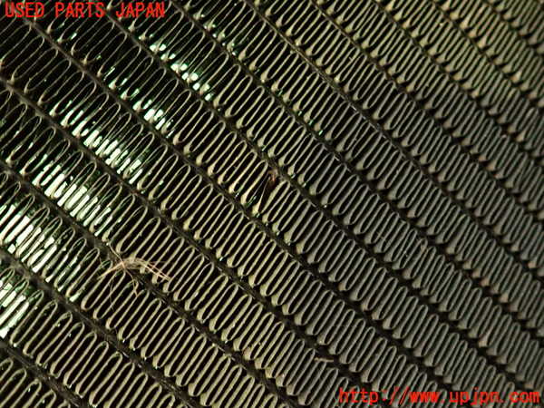 2UPJ-9232842321]クラウン 4ドア ハードトップ(GS131)ラジエーター1 中古_4