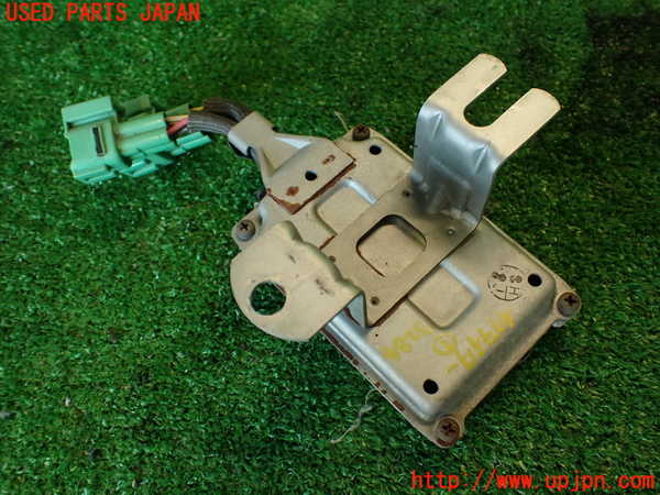2UPJ-9232842611]クラウン 4ドア ハードトップ(GS131)パワートランジスタ(イグナイター) 中古_2