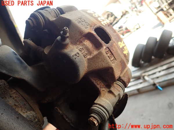 2UPJ-9232844090]クラウン 4ドア ハードトップ(GS131)右リアキャリパー 中古_2