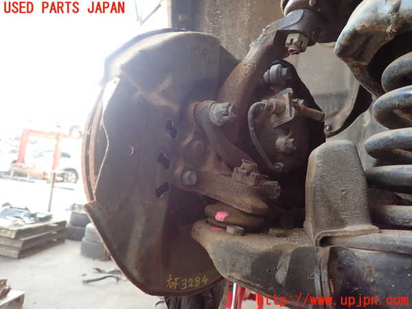 2UPJ-9232844290]クラウン 4ドア ハードトップ(GS131)右フロントナックルハブ 中古_2