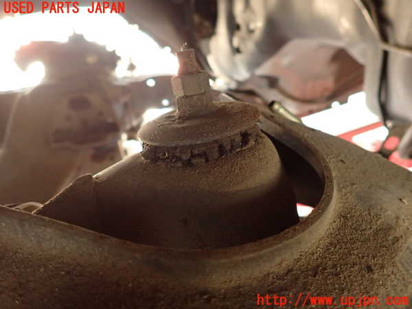 2UPJ-9232845065]クラウン 4ドア ハードトップ(GS131)左フロントショックアブソーバー 中古_2