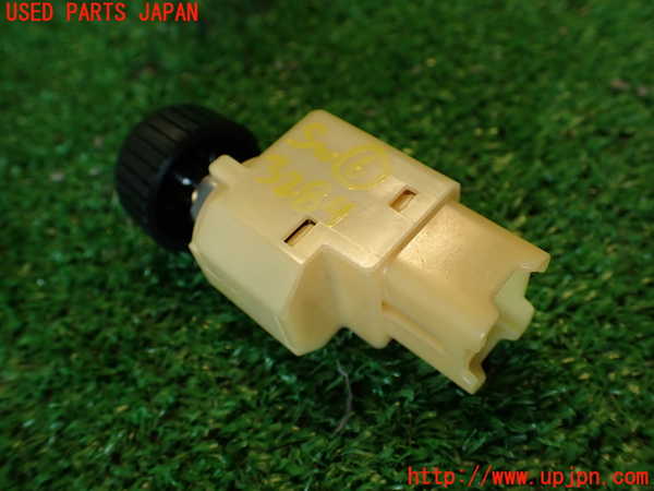 2UPJ-9232846311]クラウン 4ドア ハードトップ(GS131)スイッチ6（メーター照度） 中古_3