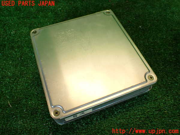 2UPJ-9232846110]クラウン 4ドア ハードトップ(GS131)エンジンコンピューター 中古_2