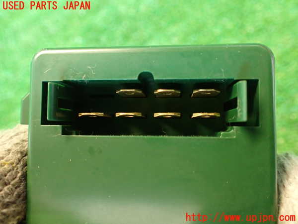 2UPJ-9232846148]クラウン 4ドア ハードトップ(GS131)コンピューター3(ヘッドライトリテーナー) 中古 85961-30040_3