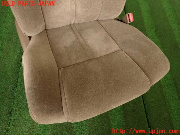 2UPJ-9232847035]クラウン 4ドア ハードトップ(GS131)運転席シート 中古_2