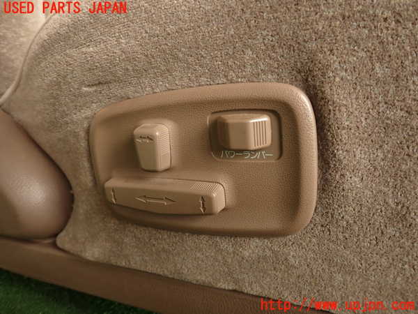 2UPJ-9232847035]クラウン 4ドア ハードトップ(GS131)運転席シート 中古_3