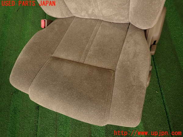 2UPJ-9232847065]クラウン 4ドア ハードトップ(GS131)助手席シート 中古_2