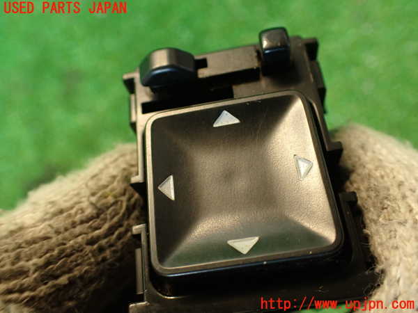 2UPJ-9232846280]クラウン 4ドア ハードトップ(GS131)ミラースイッチ 中古_2