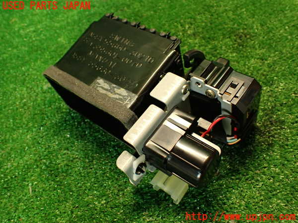 2UPJ-9232847526]クラウン 4ドア ハードトップ(GS131)エアコン吹き出し口1 中古_4