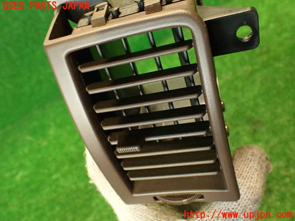 2UPJ-9232847527]クラウン 4ドア ハードトップ(GS131)エアコン吹き出し口2 中古_2