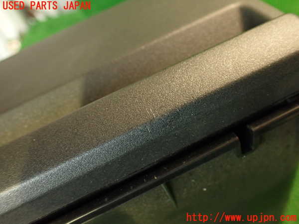 2UPJ-9232847841]クラウン 4ドア ハードトップ(GS131)小物入れ1 中古_2