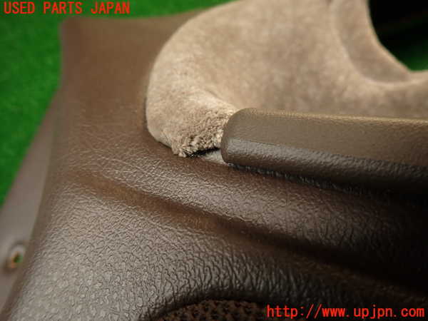 2UPJ-9232841234]クラウン 4ドア ハードトップ(GS131)右前ドア内張り 中古_2