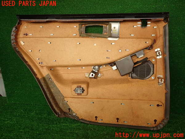 2UPJ-9232841294]クラウン 4ドア ハードトップ(GS131)右後ドア内張り 中古_4