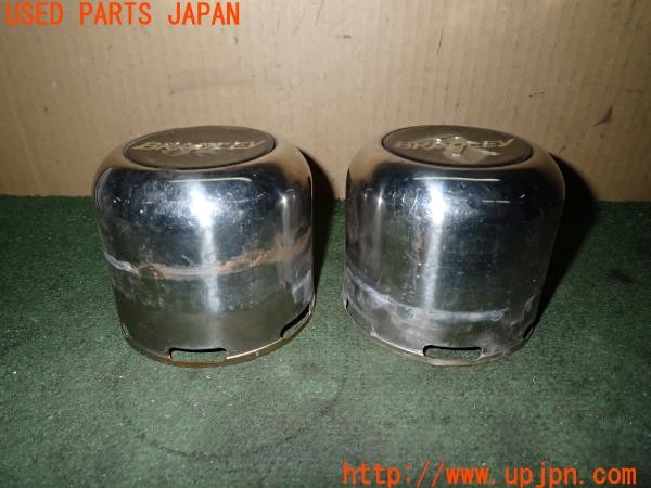 3UPJ=9232860975]ハイラックスサーフ(KZN185W)中期 4x4 engineering BRADLEY ブラッドレー ホイールセンターキャップ ハブキャップ 中古_2