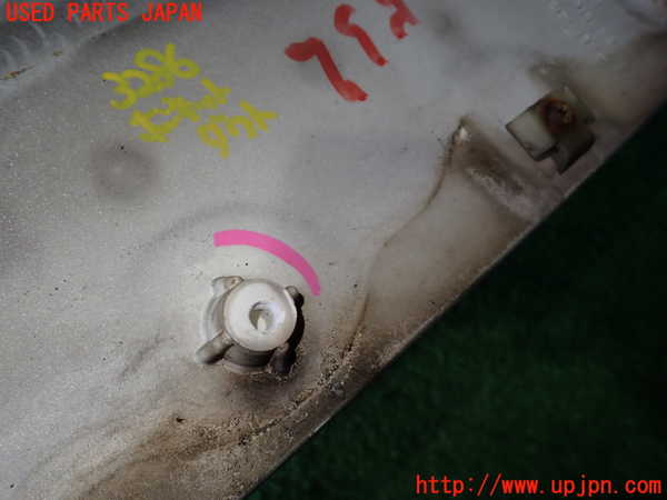 2UPJ-9232861063]ハイラックスサーフ(KZN185W)ボンネットダクト1 中古_4