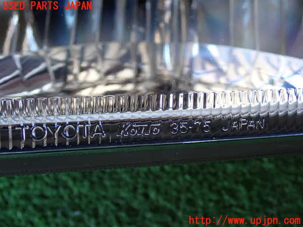 2UPJ-9232861132]ハイラックスサーフ(KZN185W)左ヘッドライト ハロゲン 中古_3