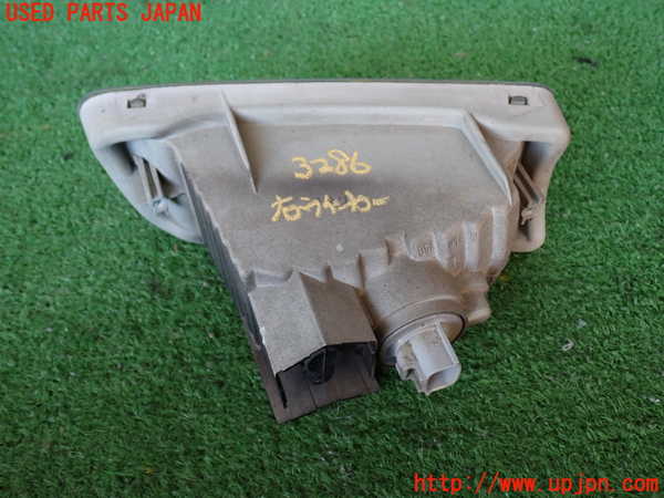 2UPJ-9232861160]ハイラックスサーフ(KZN185W)右ウィンカーレンズ 中古_4