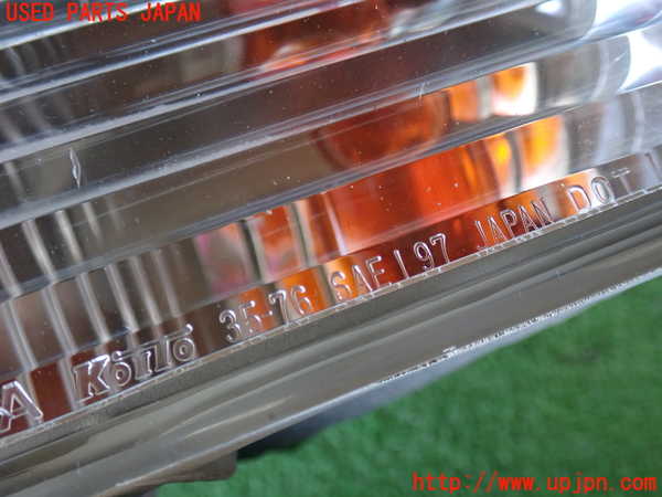 2UPJ-9232861162]ハイラックスサーフ(KZN185W)左ウィンカーレンズ 中古_3