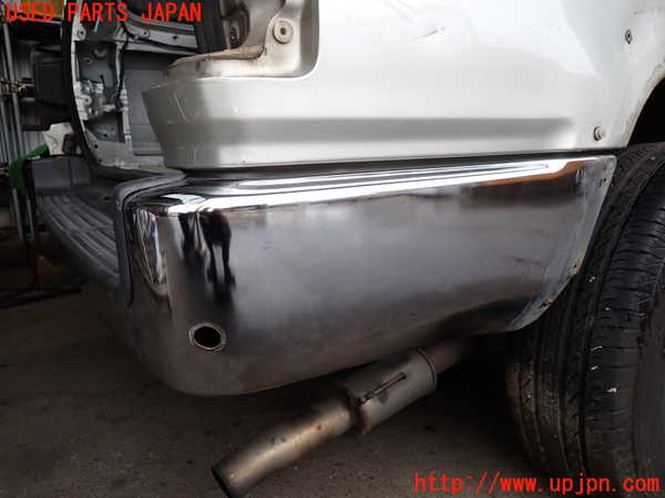 2UPJ-9232861610]ハイラックスサーフ(KZN185W)リアバンパー (ジャンク品) 中古_2