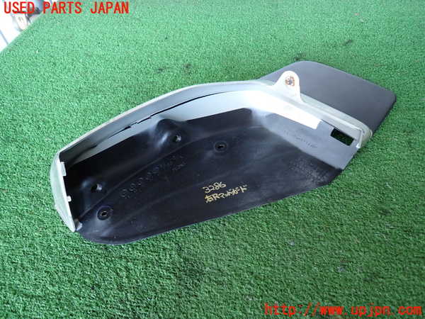 2UPJ-9232861454]ハイラックスサーフ(KZN185W)右リアマッドガード(泥除け) 中古_4