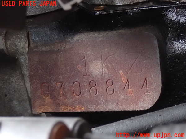 2UPJ-9232862010]ハイラックスサーフ(KZN185W)エンジン 1KZ-TE 4WD 中古_4