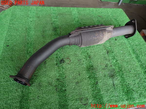 2UPJ-9232862661]ハイラックスサーフ(KZN185W)触媒1 中古_2