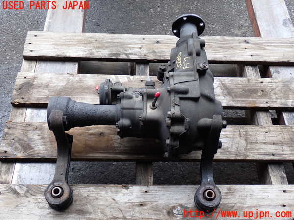 2UPJ-9232864350]ハイラックスサーフ(KZN185W)フロントデフ 中古_3