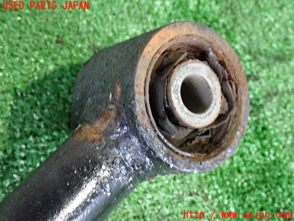 2UPJ-9232865200]ハイラックスサーフ(KZN185W)右リアロアアーム1 (ジャンク品) 中古_3