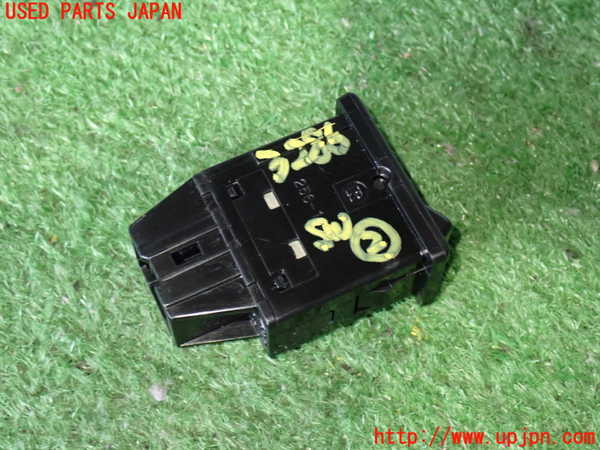 2UPJ-9232866307]ハイラックスサーフ(KZN185W)スイッチ2 (IDLE UP) 中古_2