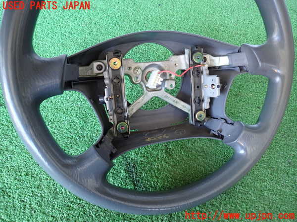 2UPJ-9232867855]ハイラックスサーフ(KZN185W)ステアリングホイール 中古_2