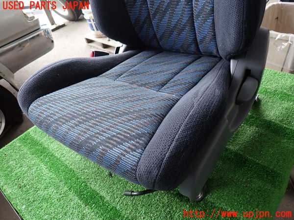 2UPJ-9232867065]ハイラックスサーフ(KZN185W)助手席シート 中古_2